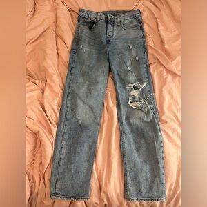 Women's Old Navy Extra High-Rise Sky-HI Straight Jeans